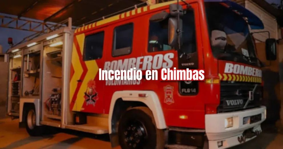 Un auto se prendió fuego y tuvieron que llamar a los bomberos 