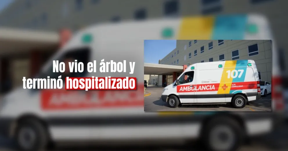 Un motociclista colisionó con un árbol y terminó hospitalizado