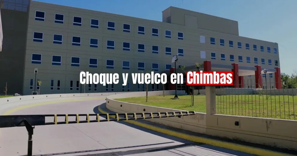 Dos autos chocaron en Chimbas y uno terminó volcando 