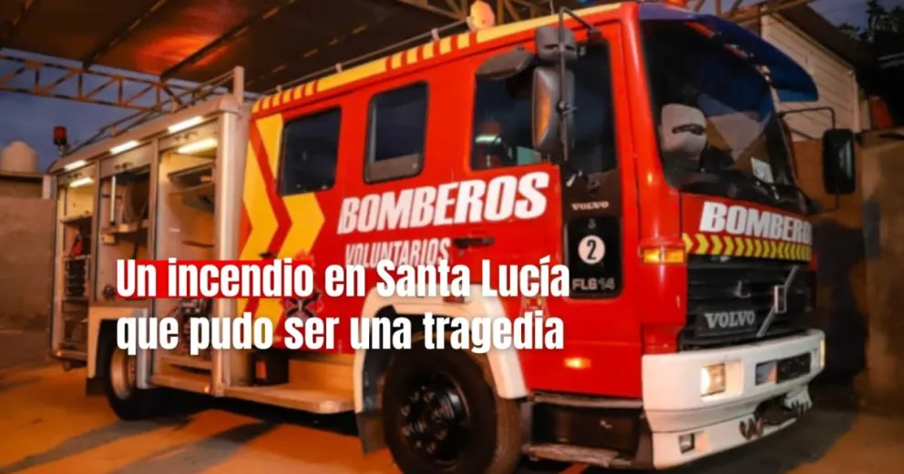 Tras un incendio forestal, bomberos rescataron a una mujer y salvaron su casa