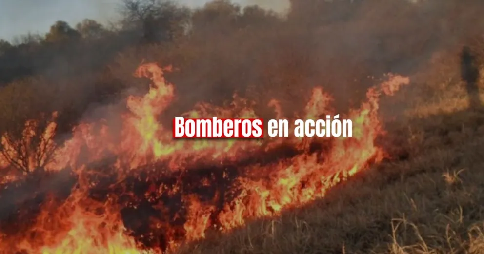 Un incendio de pastizales se extendió y dañó viviendas de Santa Lucía