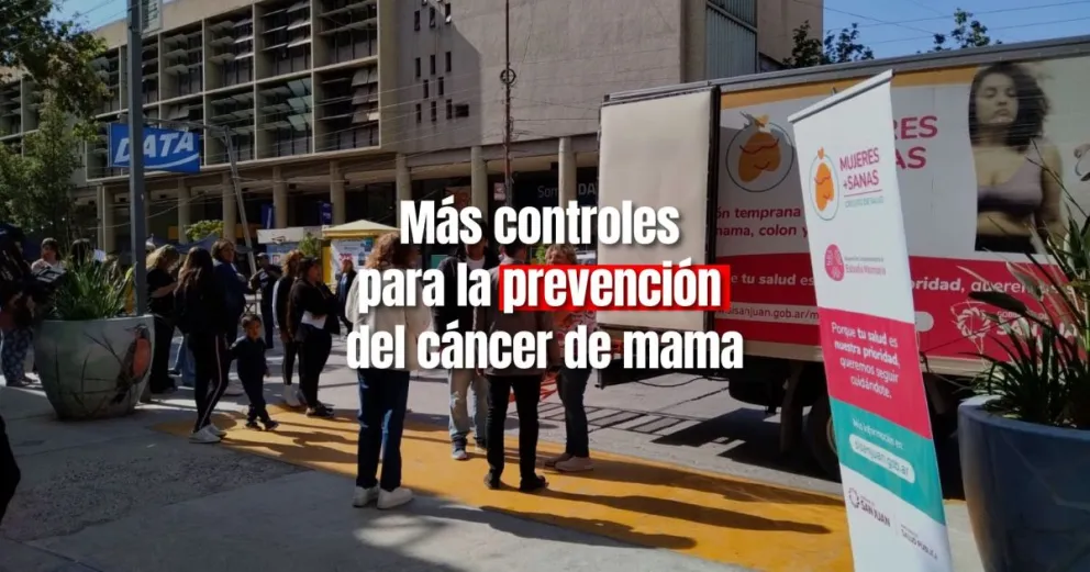 ¿Cuál es porcentaje de mujeres que padecen cáncer de mama?