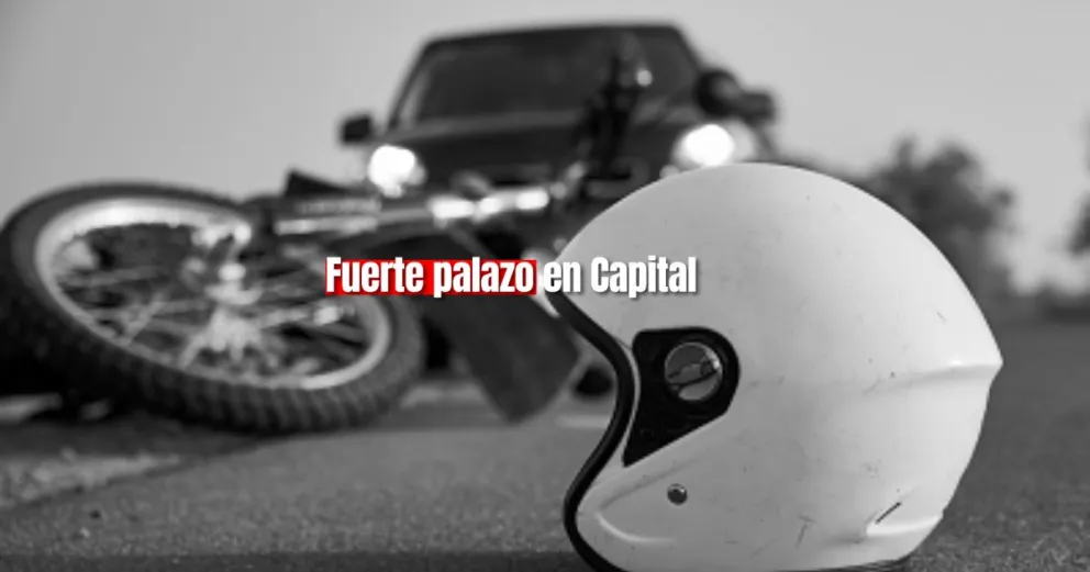 Siniestro vial: una motociclista  terminó con lesiones luego de impactar contra un auto