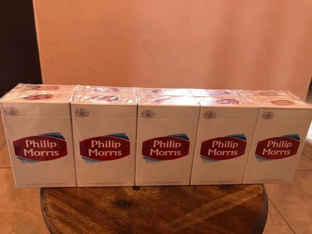 Se robó dos cartones de cigarrillos de un local y terminó detenido 