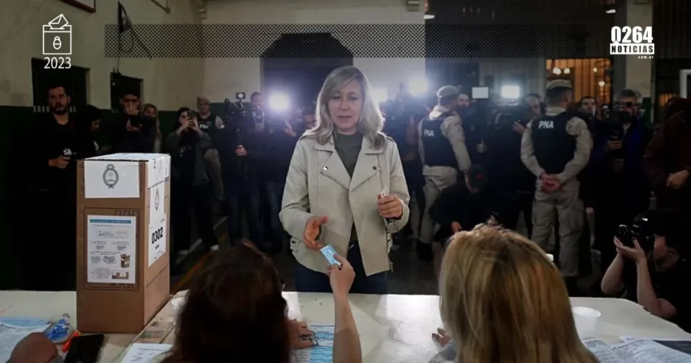 La candidata de la Izquierda, Bregman, la primera en votar