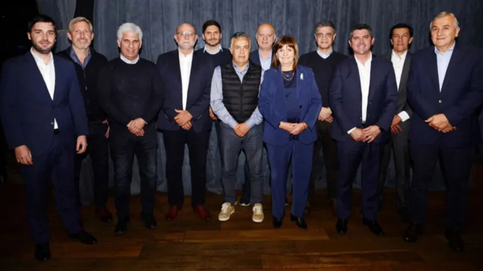 Orrego junto a los gobernadores electos de Juntos por el Cambio se reúnen de cara al balotaje