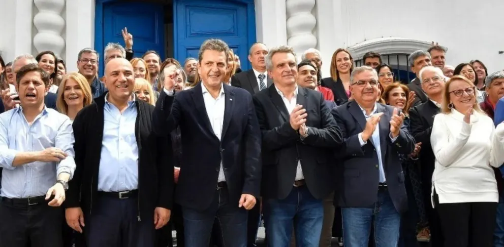 Sergio Massa se reúne con los gobernadores del PJ para delinear la estrategia de cara al balotaje