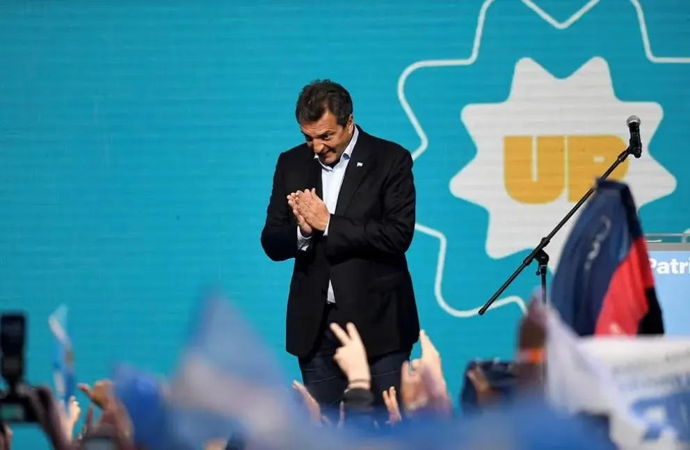 Massa se reunirá con 18 gobernadores para definir su campaña 