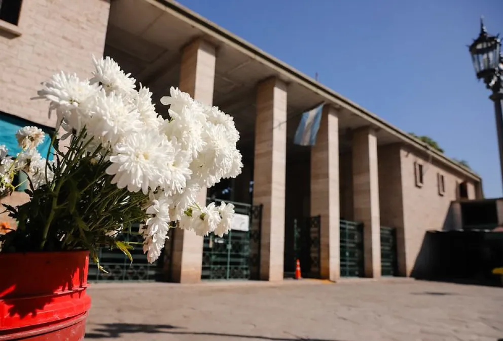 El cementerio de la Capital modificó su horario de apertura 