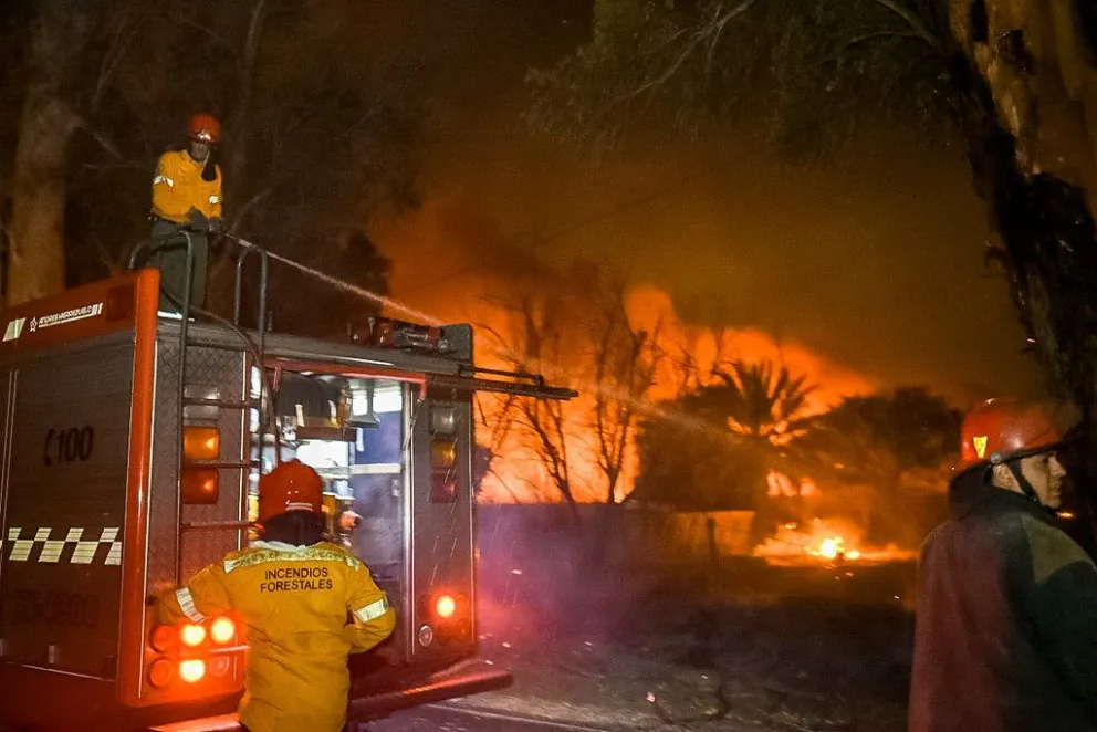 Viento Zonda: ¿cuántos incendios se registraron en la provincia? 