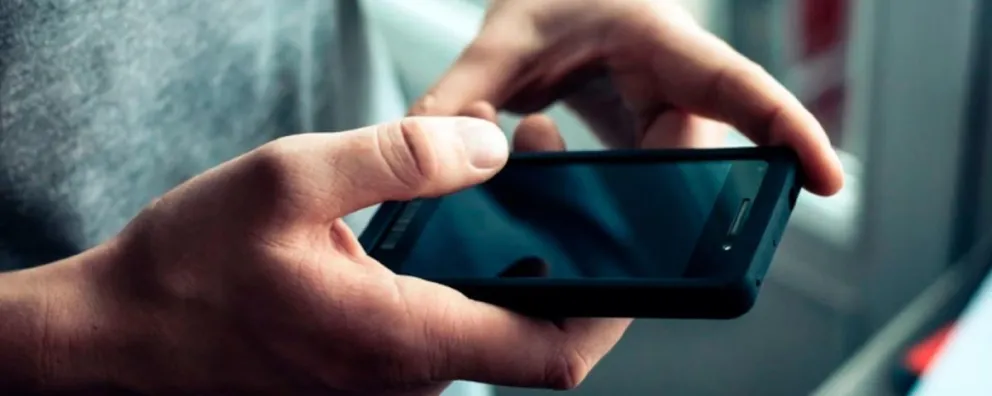 Detuvieron a dos ladrones que robaron un celular, uno es menor 