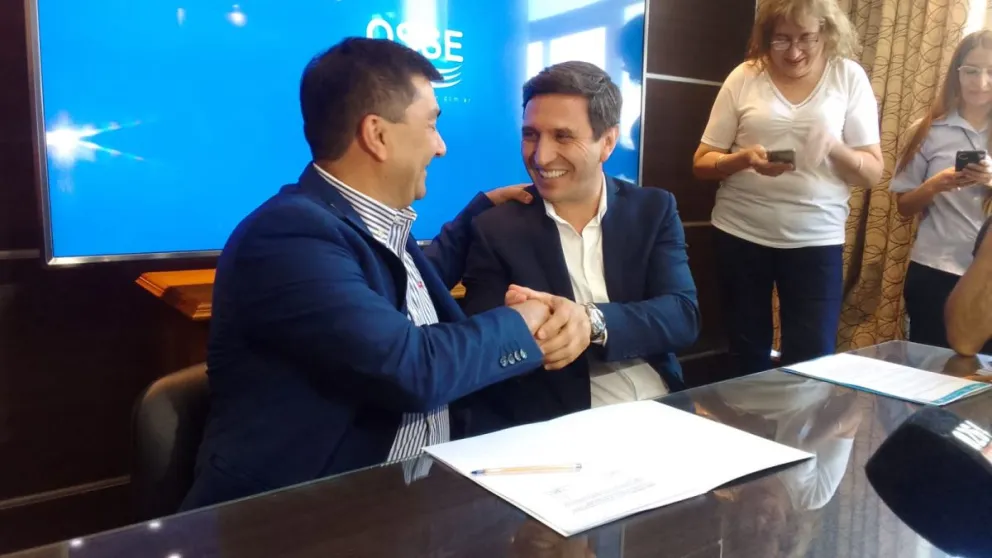 OSSE firmó un nuevo proyecto para suministrar agua a mil viviendas de San Martín 