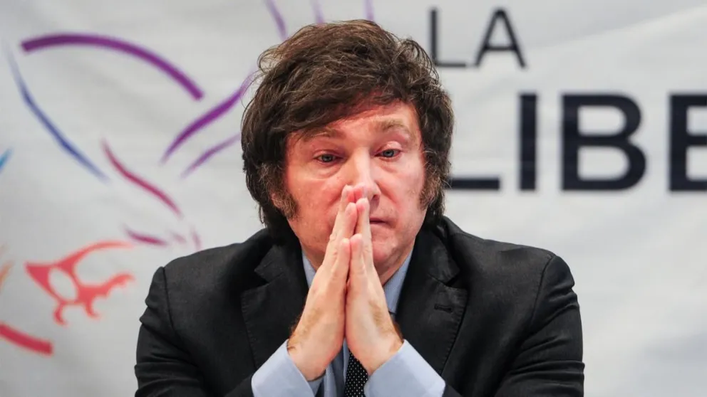 Javier Milei tuvo varias contradicciones en su postura sobre los resultados electorales y el fraude