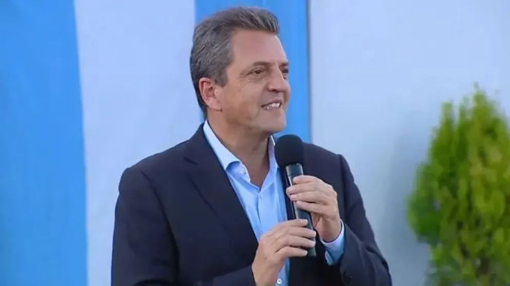 Massa y Milei: cruce post debate