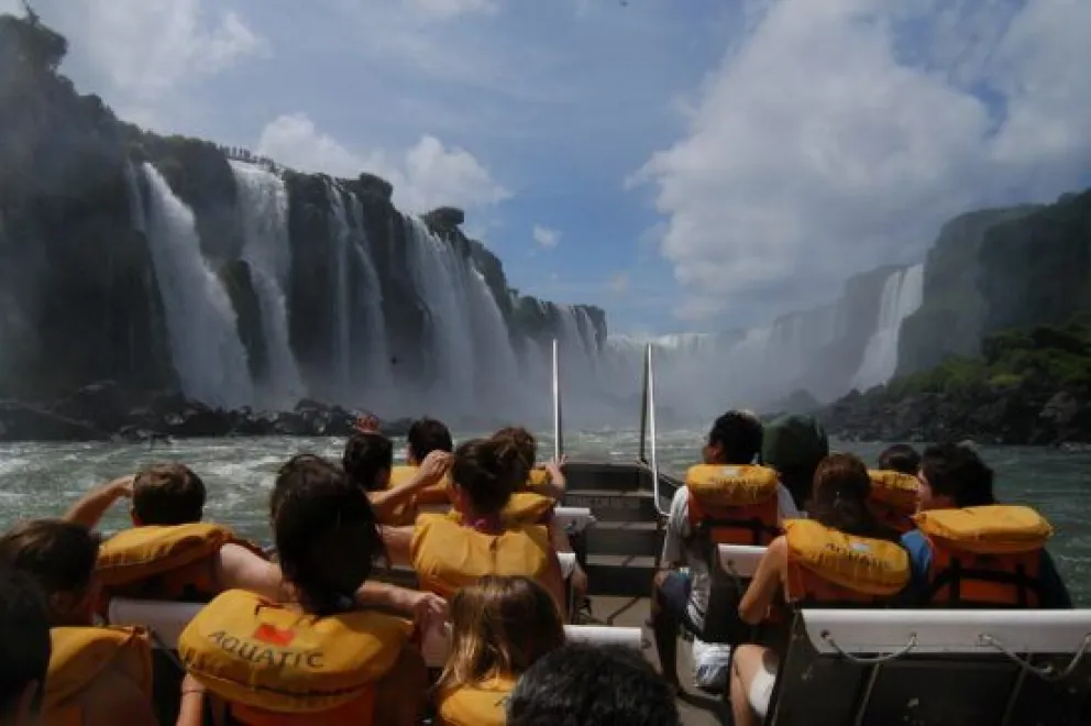 Vacaciones: ¿conviene o no conviene comprar pasajes y paquetes antes del balotaje? 