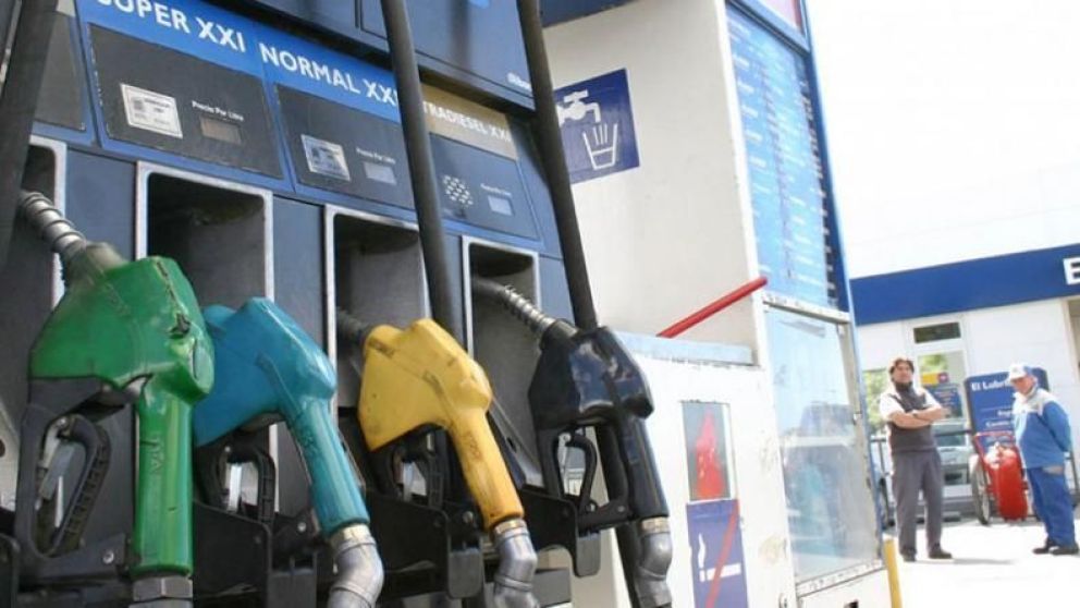 Desmienten un aumento en el precio de los combustibles para los próximos días