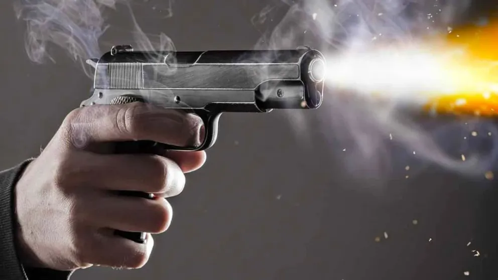 Escándalo y violencia en La Bebida: le dispararon a un presunto abusador y a su hijo