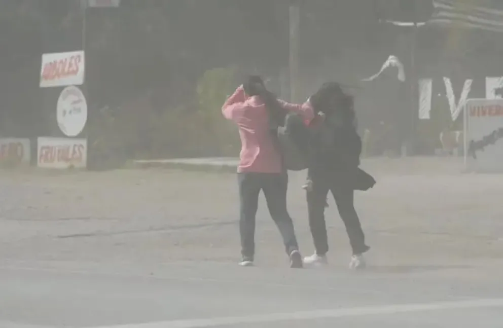 Se suspenden las clases en toda la provincia por el viento Zonda