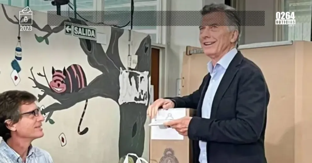 Votó Mauricio Macri y pidió a los votantes "expresar vocación de cambio" 