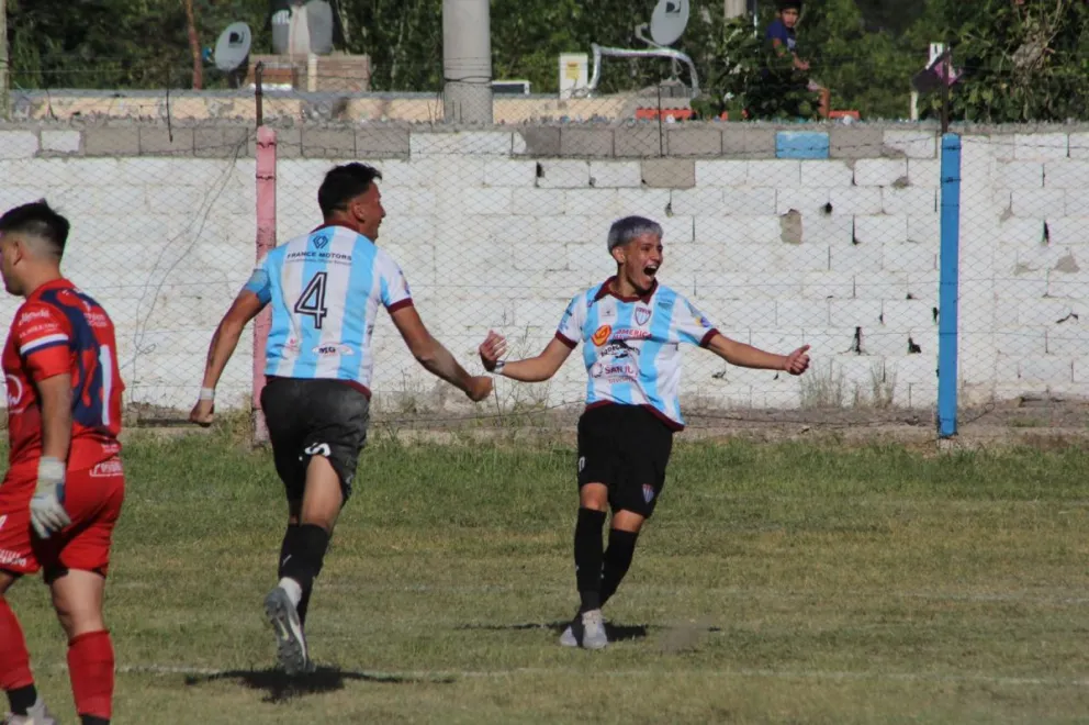 Se programaron los partidos de las semifinales del torneo local, conocé día y horario