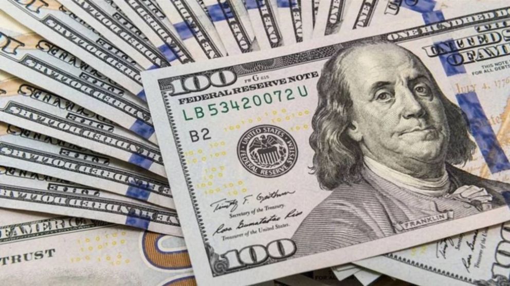 El dólar en San Juan cotizó a $1.300