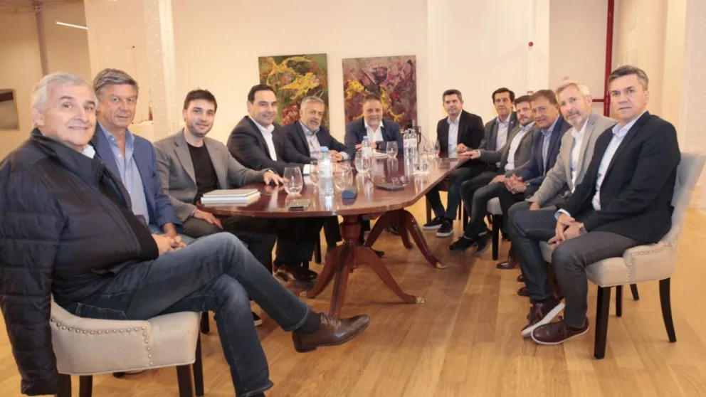 Gobernadores de JxC harán una reunión para debatir su postura tras el triunfo de Milei