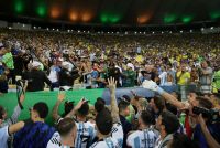 Argentina vs Brasil: partido demorado por inconvenientes con la policía