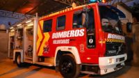 Bomberos sofocaron el incendio de un terreno en Rivadavia