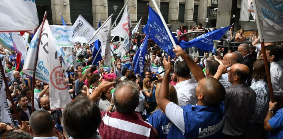 La Bancaria llegó a un acuerdo y logró un adelanto del 17% 