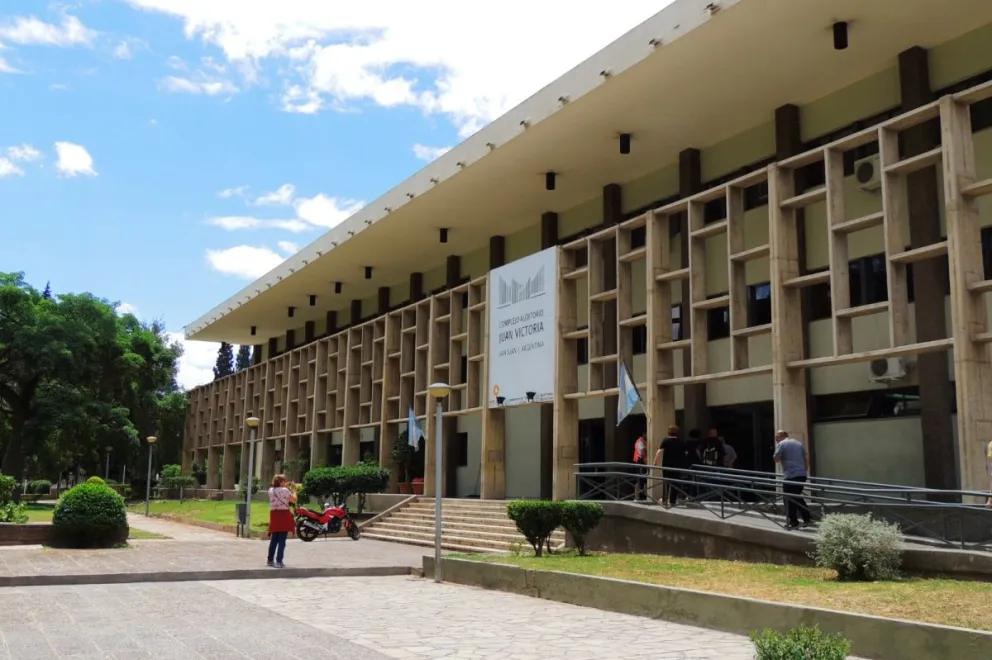 Condenaron al hombre que entró infraganti al Auditorio Juan Victoria