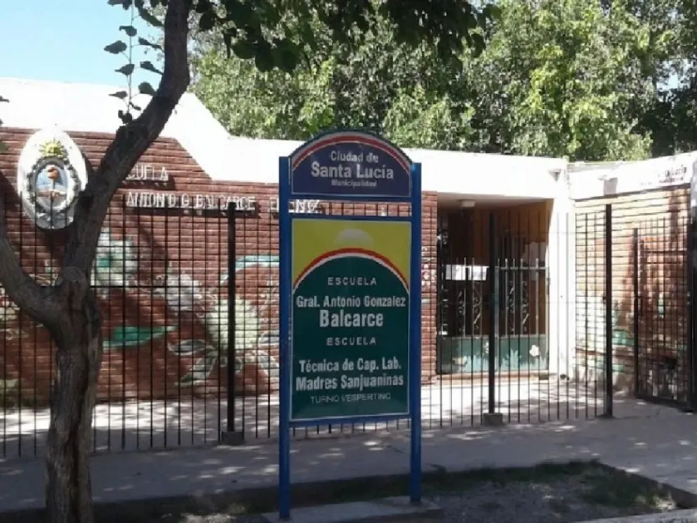 Condenan al director de la Escuela Balcarce por abuso sexual