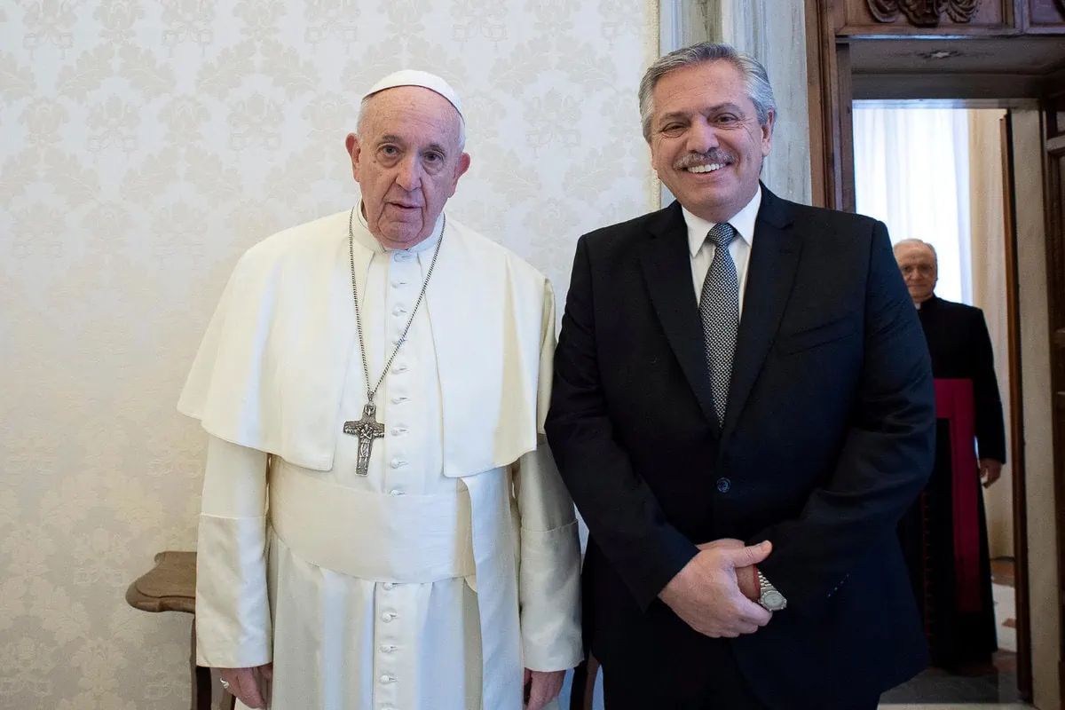 En su último viaje, Alberto Fernández visitará al Papa Francisco