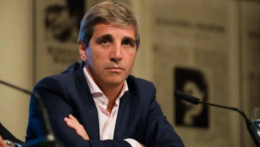Caputo dijo que la Argentina está en "franca recuperación" y pidió que apoyen al Gobierno: "No tengan miedo de aportar"