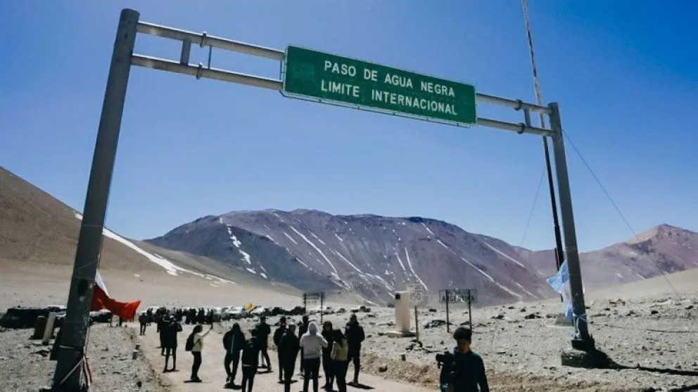Conocé los días, horarios y requisitos para transitar por el Paso de Agua Negra