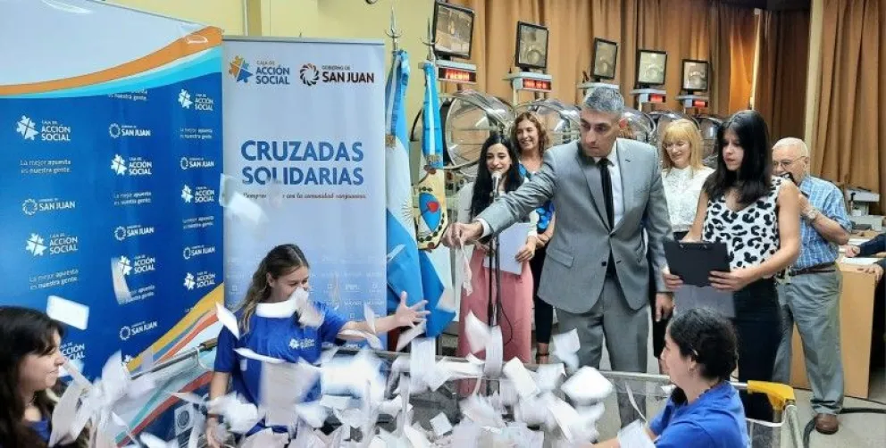 Último sorteo del Año: cupones no premiados y cruzadas solidarias de la Caja de Acción Social