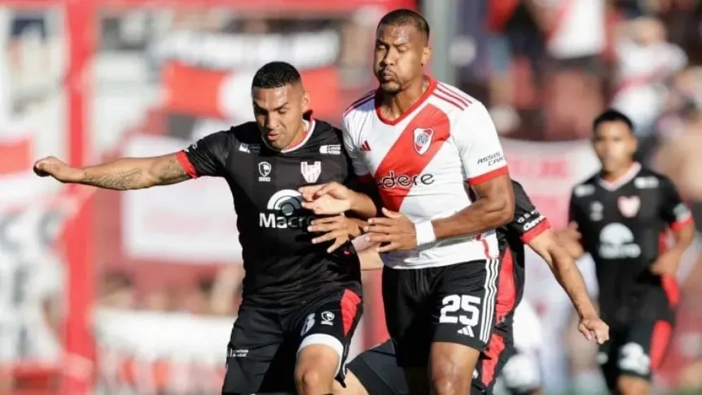 River no pudo doblegar a Instituto y clasificó segundo 
