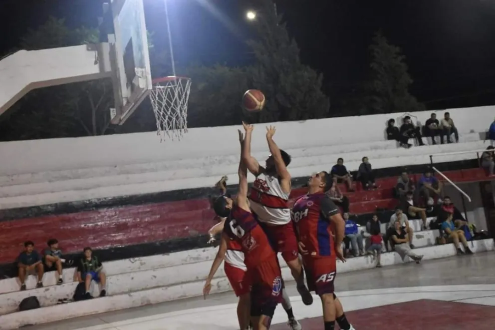 Malestar con la Federación Sanjuanina de Básquet por presuntas irregularidades en inferiores y primera
