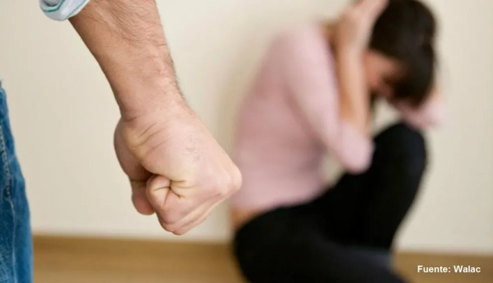 Golpeó a su mujer con una pava eléctrica en la cara y no irá a prisión