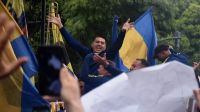 Marea azul y amarilla: la apasionada marcha de los hinchas de Boca en defensa del club