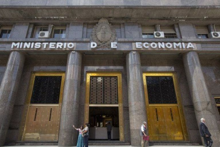Argentina tendrá que enfrentar vencimientos por $35,5 billones en 2024