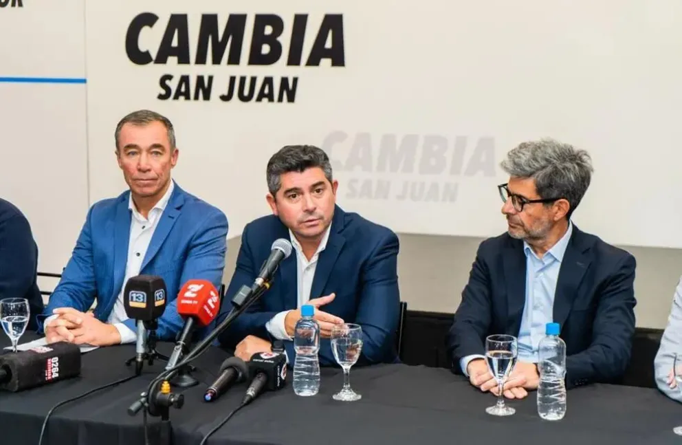 Acto de asunción de Orrego - Martín: ¿a qué hora será el traspaso y dónde se llevará a cabo?