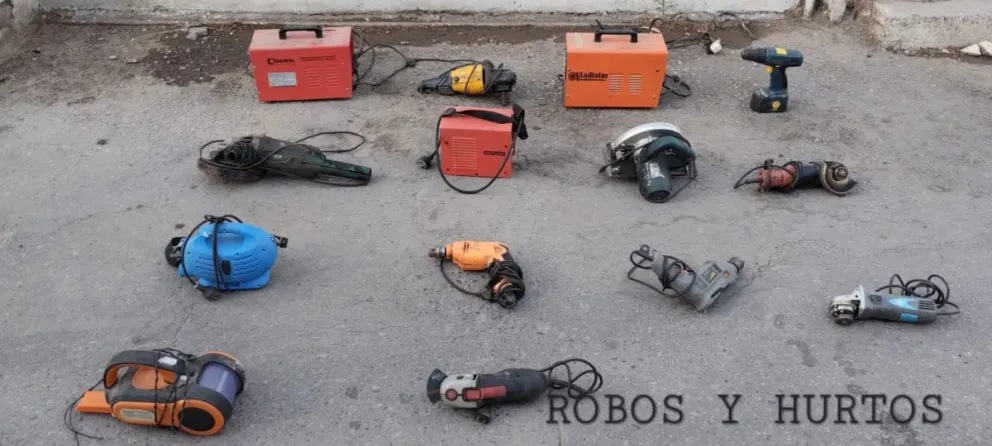 Detienen a dos menores por robar un local minero
