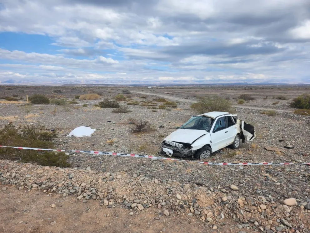 Un auto volcó en Ruta 150: un fallecido