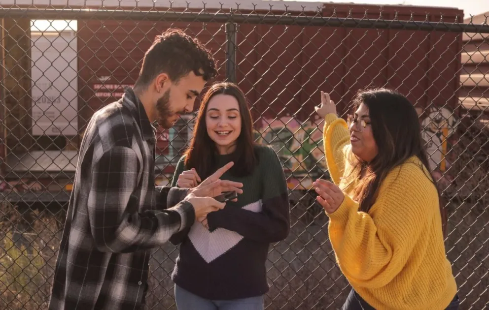  Las 7 palabras que todo adulto debe aprender para entender a los jóvenes de la familia