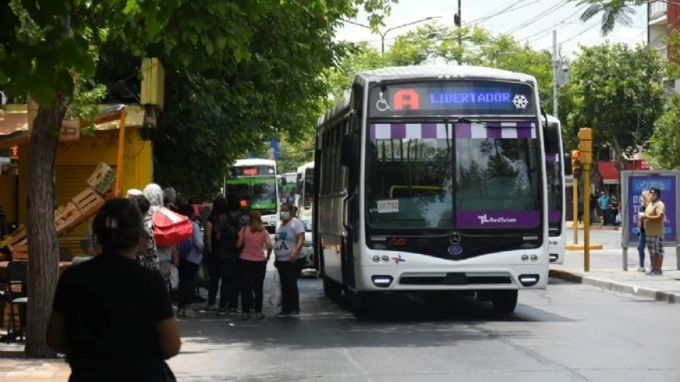 Boleto de colectivo: habrá aumento pero buscarán atenuar el impacto en el bolsillo 
