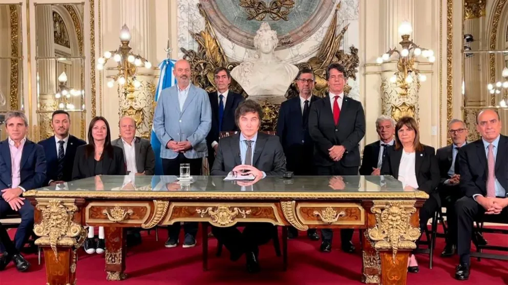 ATE denunció penalmente a Javier Milei  por el DNU acusándolo de abuso de autoridad 