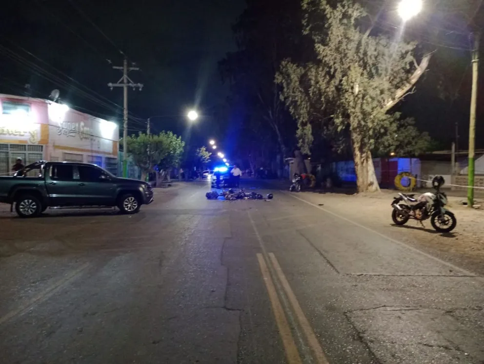 Siniestro fatal: una joven motociclista murió al chocar con una camioneta que conducía un sindicalista