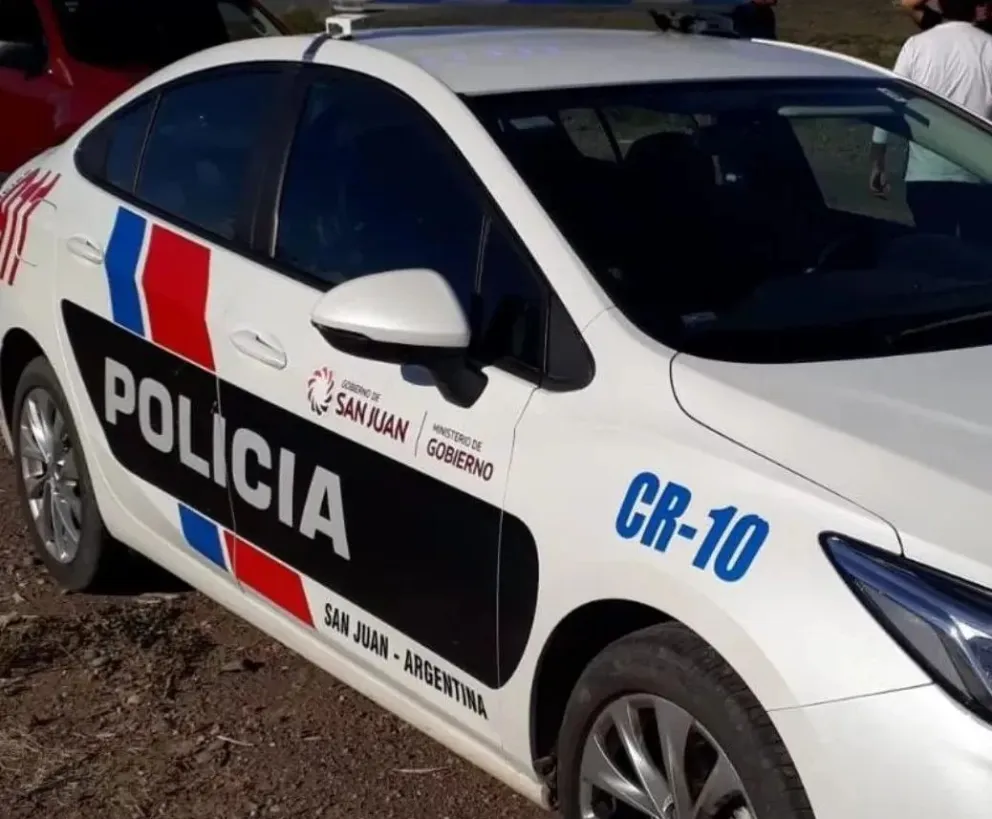 Tres jóvenes fueron detenidos con droga y dinero en su poder