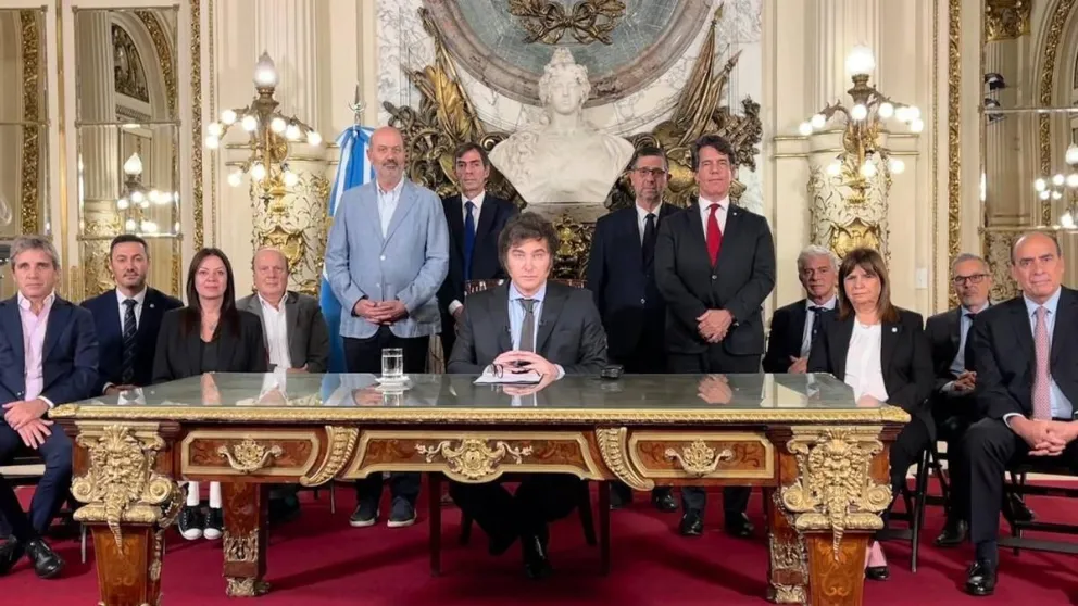 La justicia tratará el amparo colectivo contra el DNU de desregulación de Milei