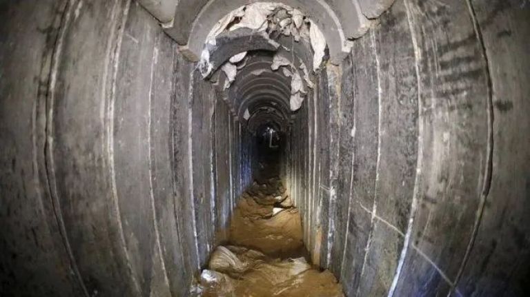 Israel descubre túneles de Hamas y encuentra los cuerpos de cinco rehenes